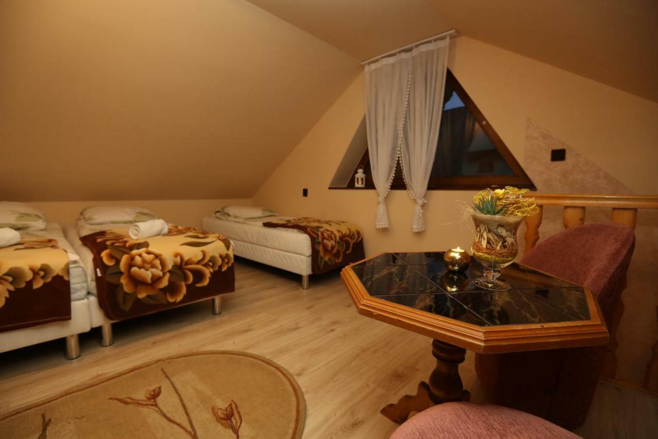 Malgosia: Ski Slope and Thermal Pools Retreat Bialka Tatrzanska Exterior photo